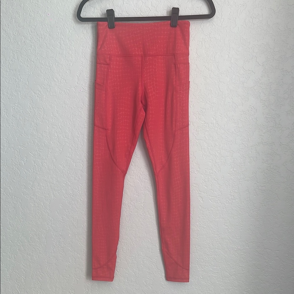 Zyia Red Geometric Legging with pockets 4